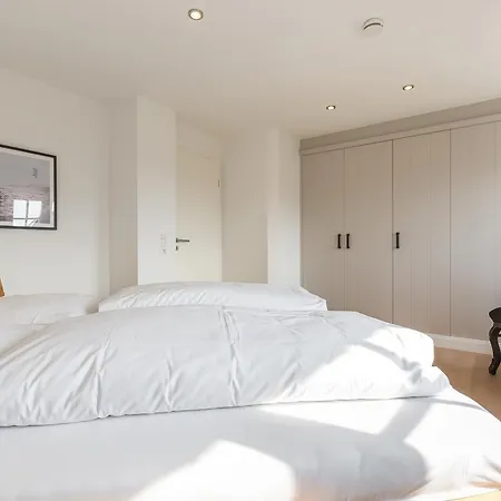 Tom Kyle Apartament *